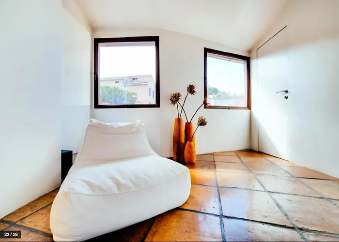 Luxury Art In Trastevere With Terrace * Rome
