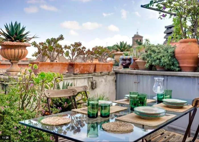 Luxury Art In Trastevere With Terrace *