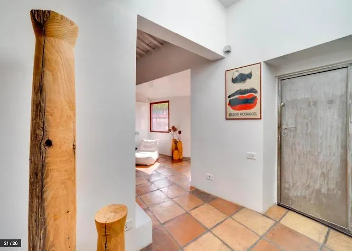 Luxury Art In Trastevere With Terrace Apartment